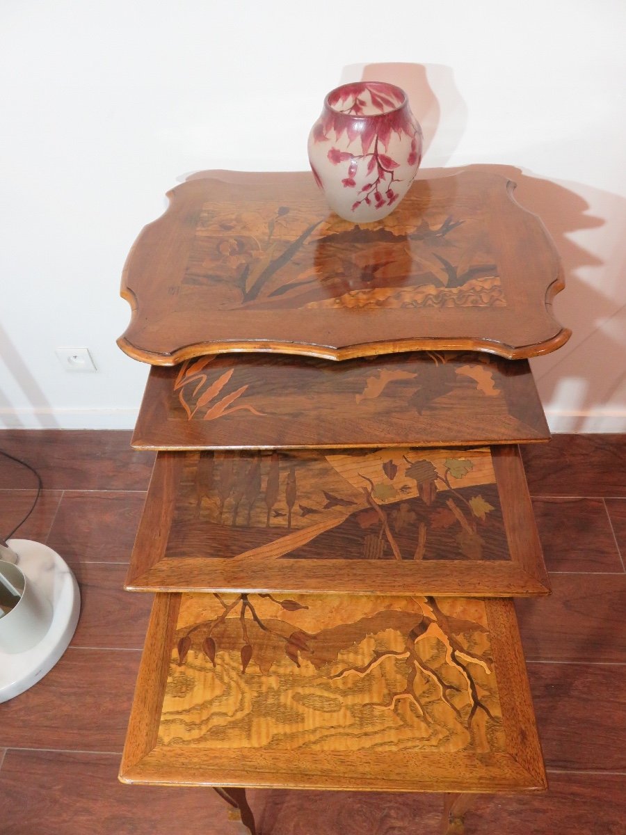 Série de quatre tables gigognes époque  Art Nouveau ,1900 , marquetées  : les quatre saisons -photo-8