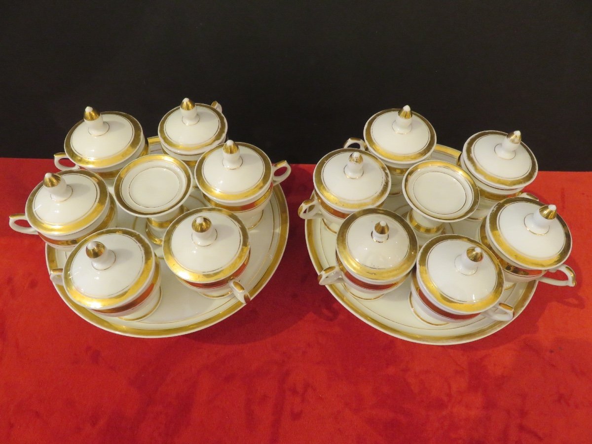 Deux service à crème en porcelaine de Paris ( deux supports ,et douze pots couverts ) XIX ème-photo-2