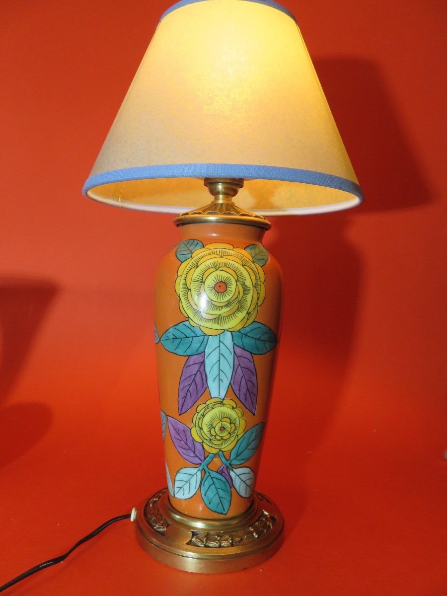 Lampe en céramique peinte , monture en bronze doré , époque Art Déco 