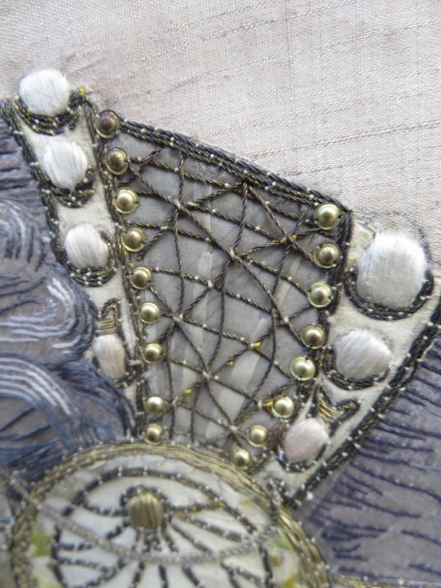 Broderie  et passementerie sur soie sauvage d'un profil féminin d'époque Art Nouveau-photo-3