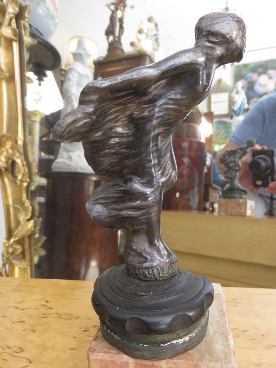 1930s Car Radiator Cap (aquila)