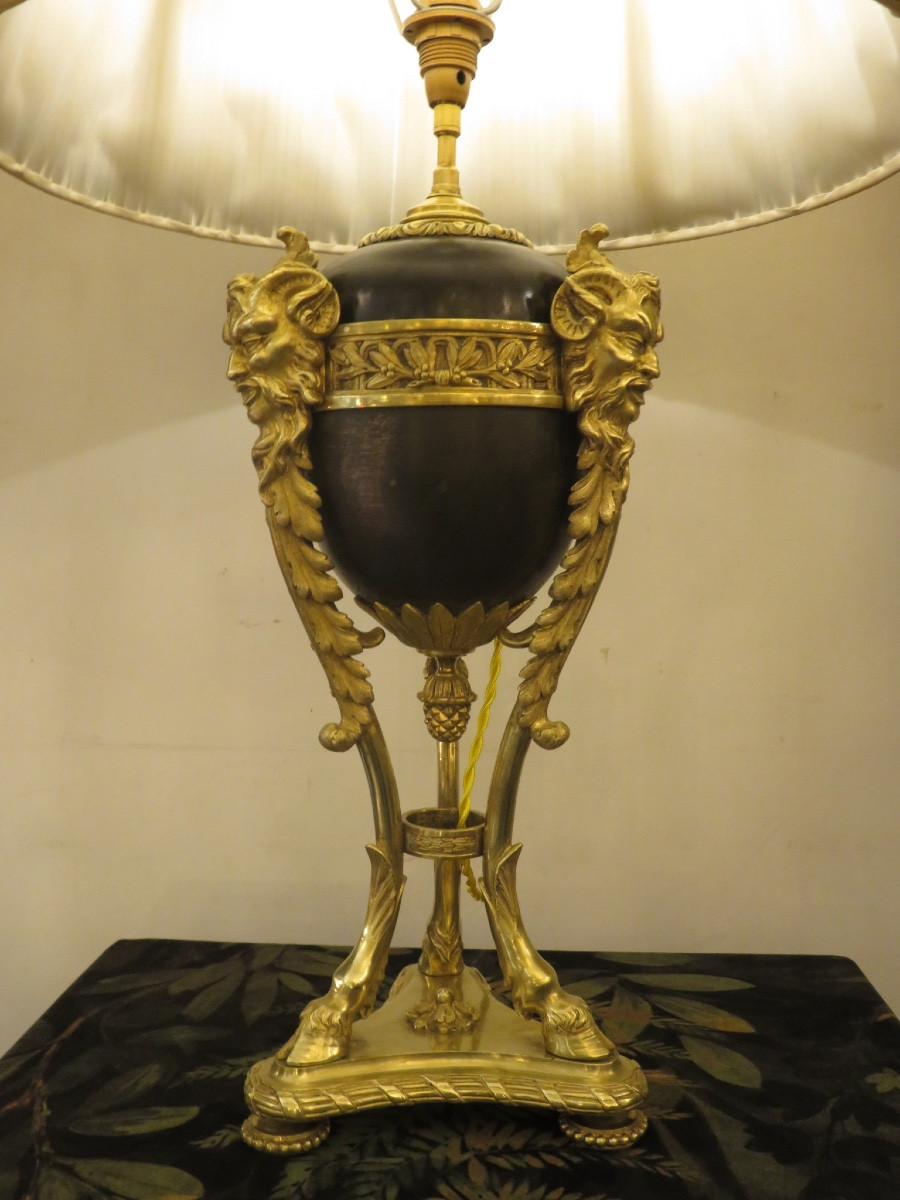 Important 19th Century Athenian Lamp With Gilded Bronze Decoration Of Fauns -photo-2