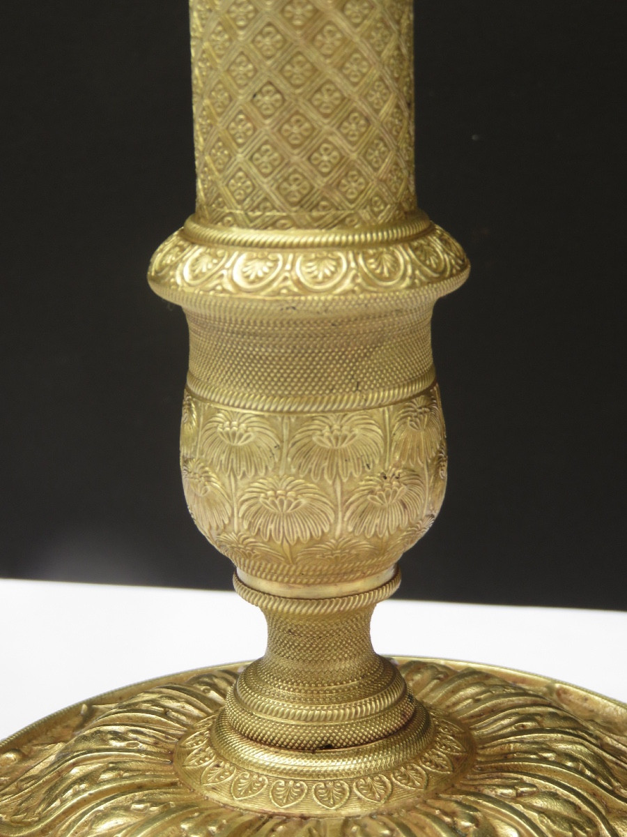 Paire de bougeoirs en bronze doré d'époque Restauration  XIX ème -photo-4