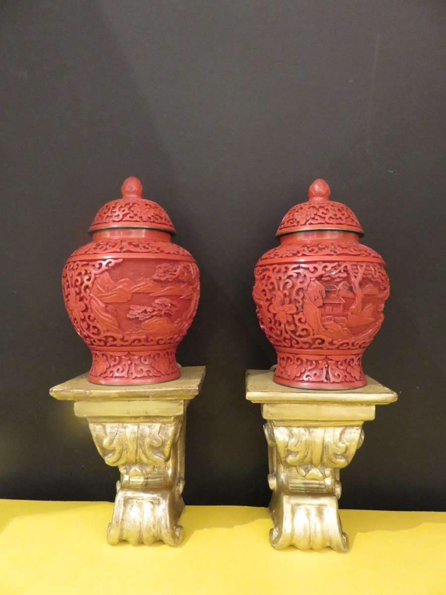 Pair Of Small Wall Consoles With Scrolls, In Carved Gilded Wood, 19th Century-photo-1