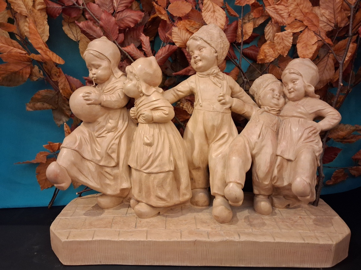 Terre cuite , "Jour de fête "  ronde d'enfants signée  de Rubens Capaldo ( 1908- 1997 ) -photo-5