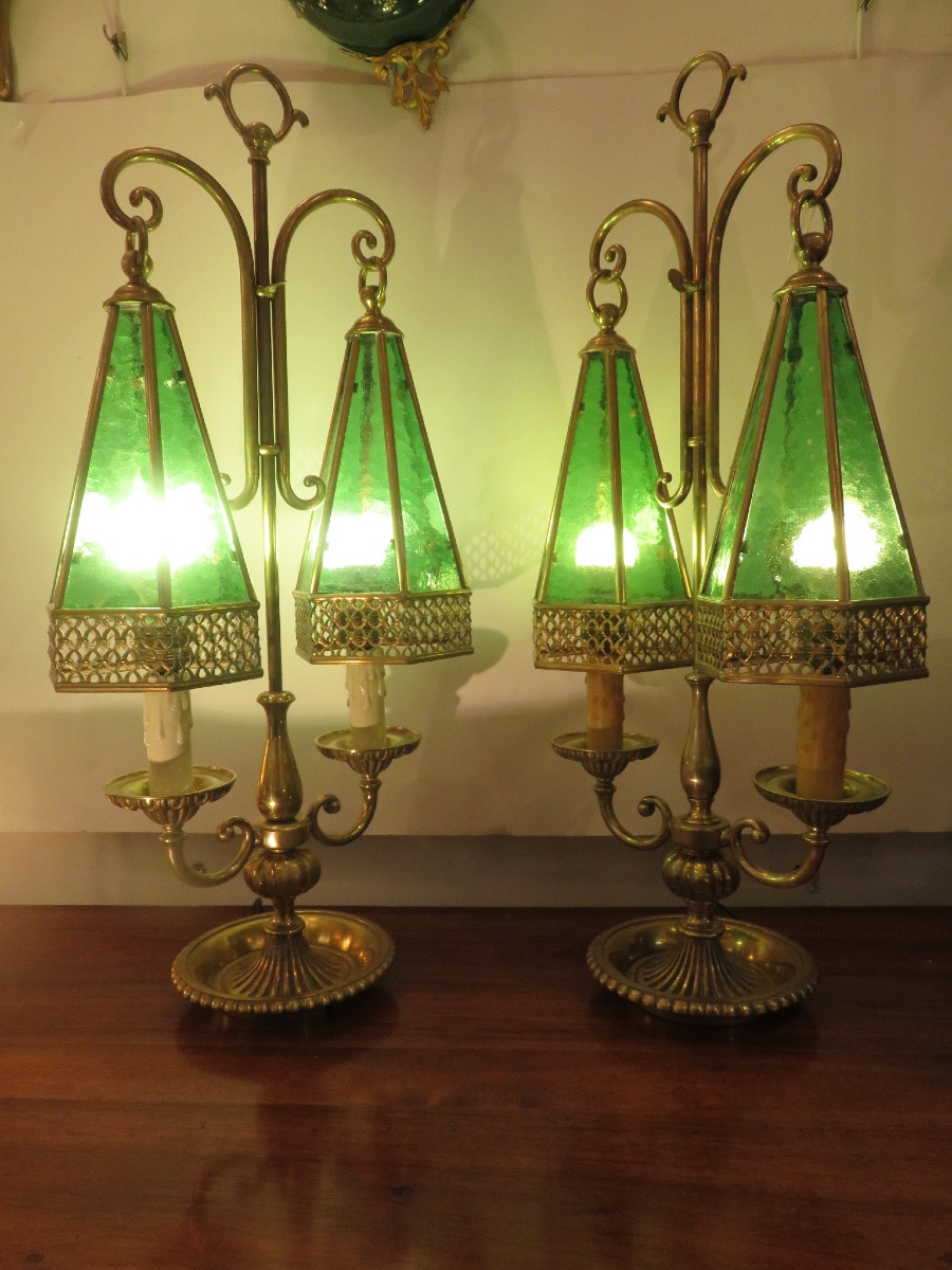 Paire de lampes en laiton et verres bullés et martelés  , à double feux ,  en forme de pagode -photo-5