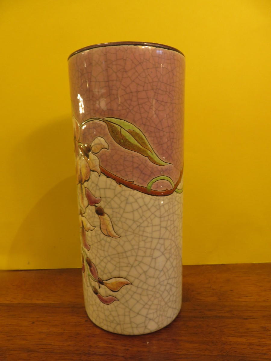 Vase rouleau en émaux polychrome de Longwy , décor de fleurs , hauteur 20 cm parfait état -photo-2
