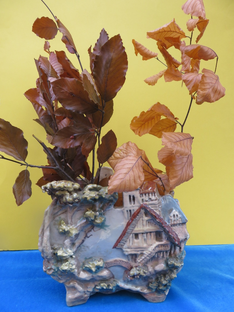 A Slipware Planter Depicting Rural Architecture, Signed By Edouard Gilles, 19th Century -photo-2
