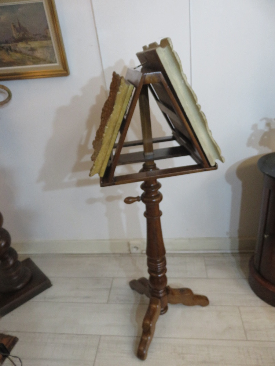 Lutrin à deux pentes , réglable , en noyer massif , époque XIX  ème -photo-5