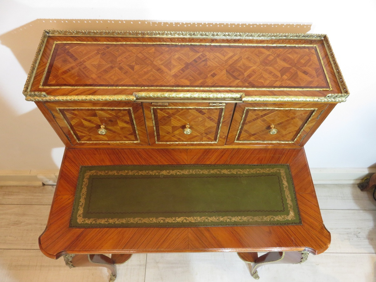 Bonheur du jour en marqueterie sur  quatre faces , de style Louis XV  , époque XXème -photo-1