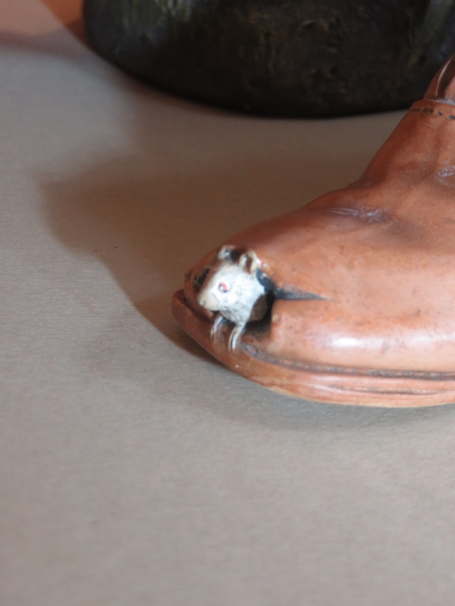 Two Terracotta Shoes, One With Cats And The Other With Mice, Early 20th Century-photo-4