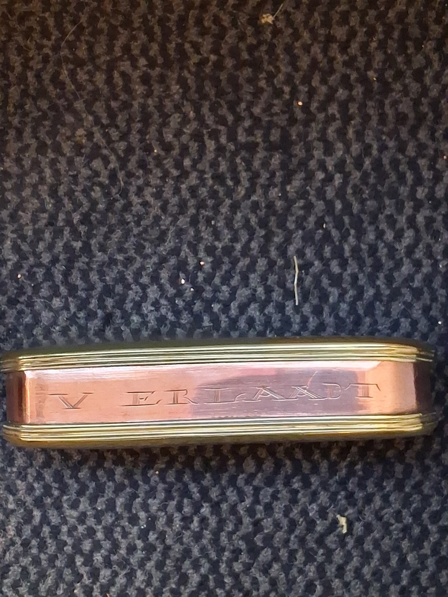 Dutch Repoussé Brass Snuffbox With A Domestic And Erotic Scene, 18th Century -photo-2