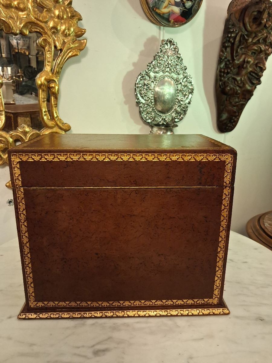 Important, Liquor Cabinet, Trompe l'Oeil Box Of Antique Books (height 21 Cm)-photo-3