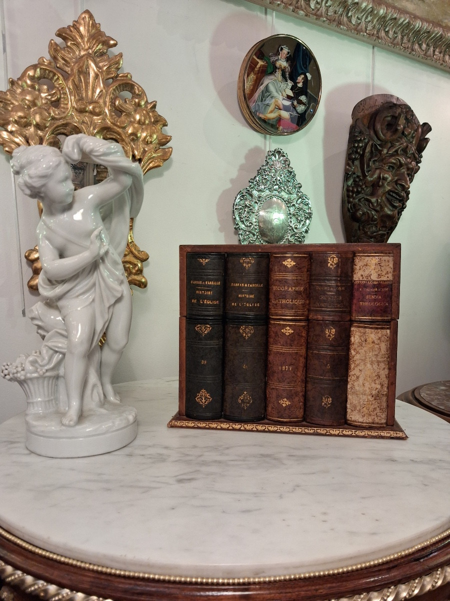 Important, Liquor Cabinet, Trompe l'Oeil Box Of Antique Books (height 21 Cm)-photo-8