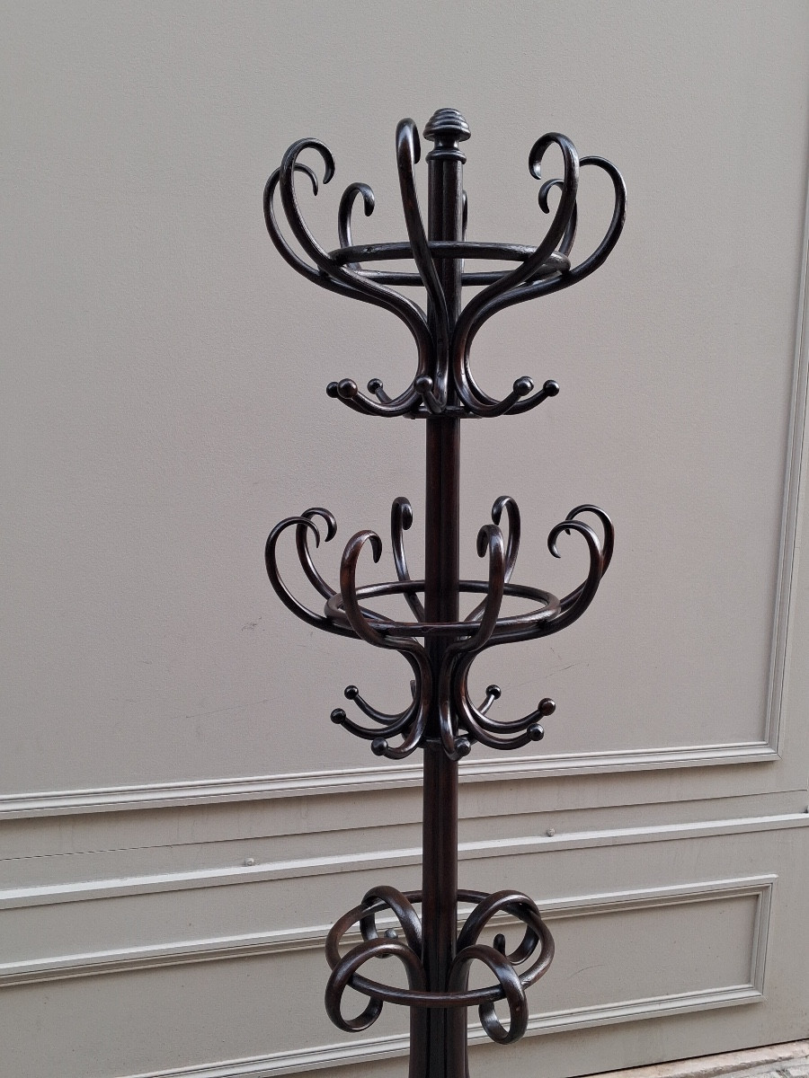 Porte manteau " Perroquet " à double plateaux ( seize patères )  signé au fer Thonet -photo-6