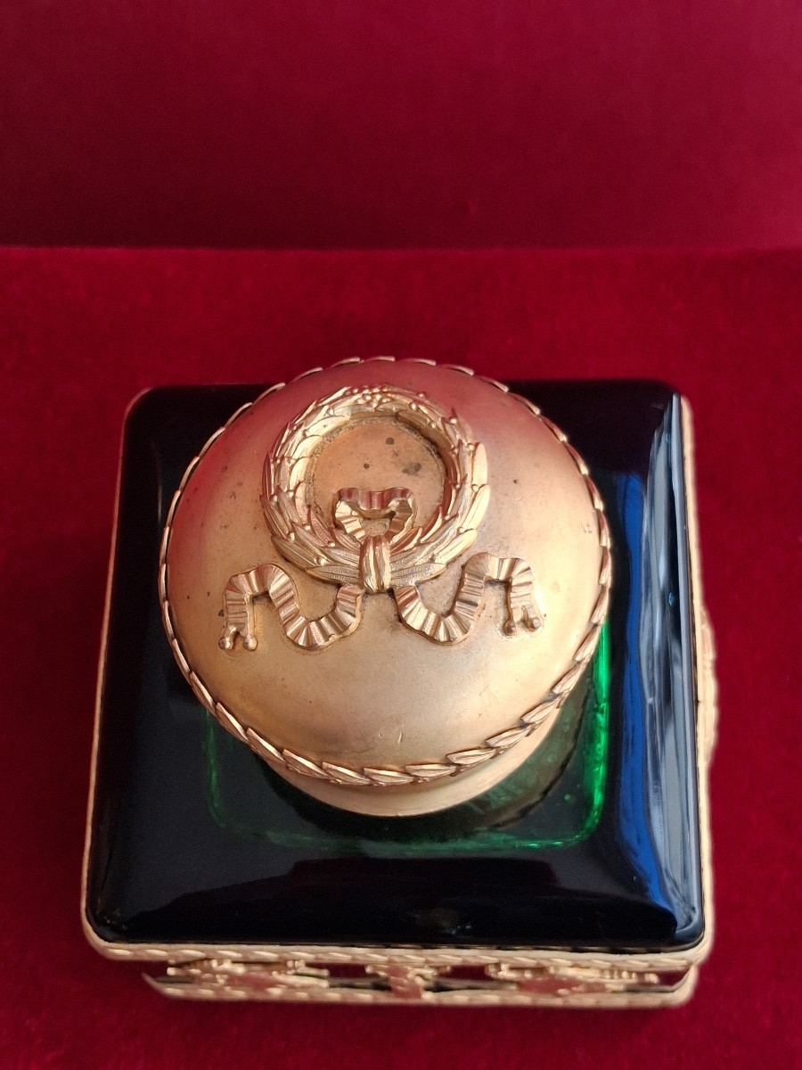 Encrier complet , en cristal vert , avec une monture en bronze doré  XIX ème -photo-1