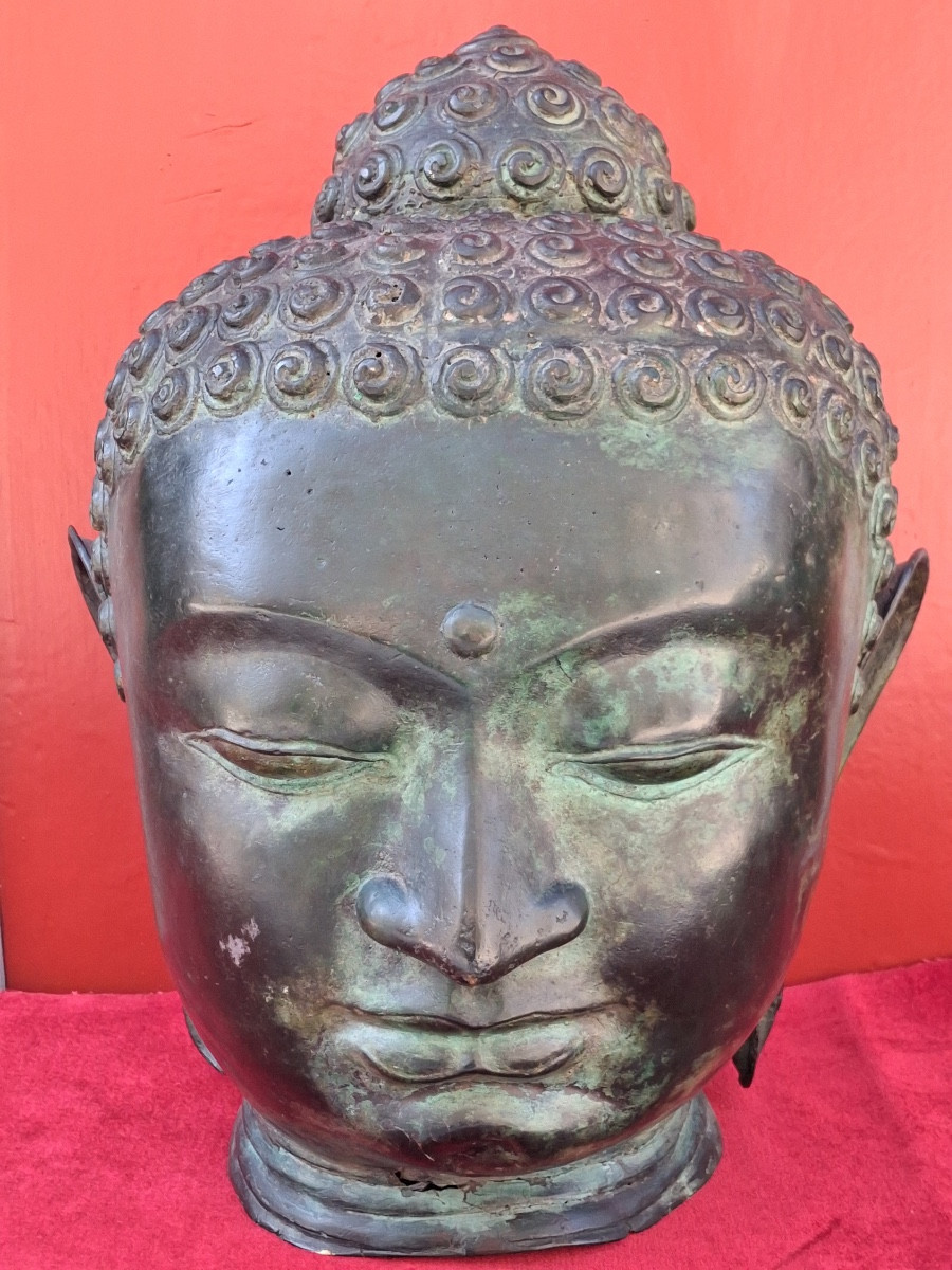 Tête de Bouddha thaïlandaise en bronze dans le style Ayutthaya -photo-3