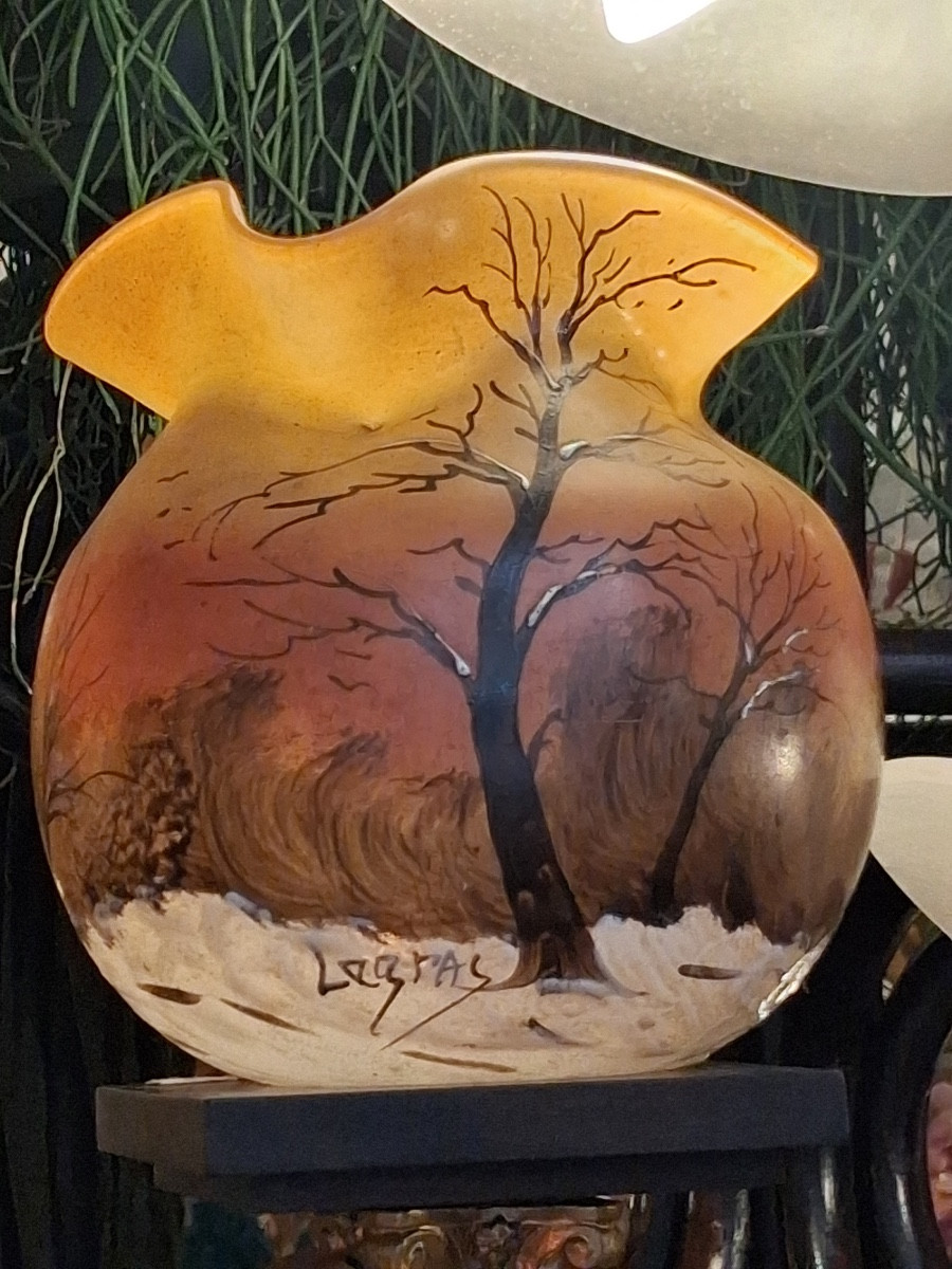 Théodore Legras , vase boule quadrilobé  au paysage enneigé , signé  ,  HT 15 cm largeur 14 cm-photo-2