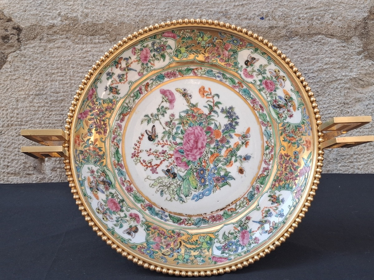 Chinese Porcelain Cup Mounted On Gilt Bronze, 19th Century -photo-3