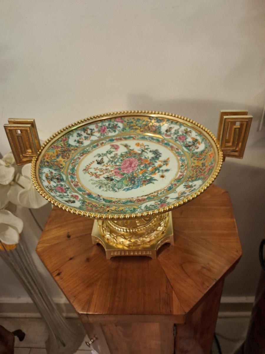 Chinese Porcelain Cup Mounted On Gilt Bronze, 19th Century 