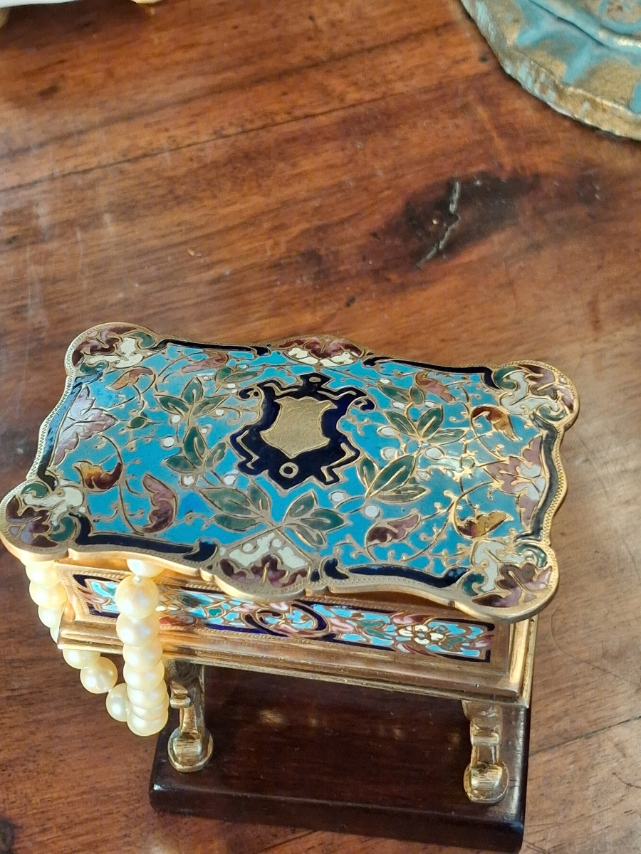 Boite à bijoux en bronze et émaux cloisonnés , XIX ème-photo-2