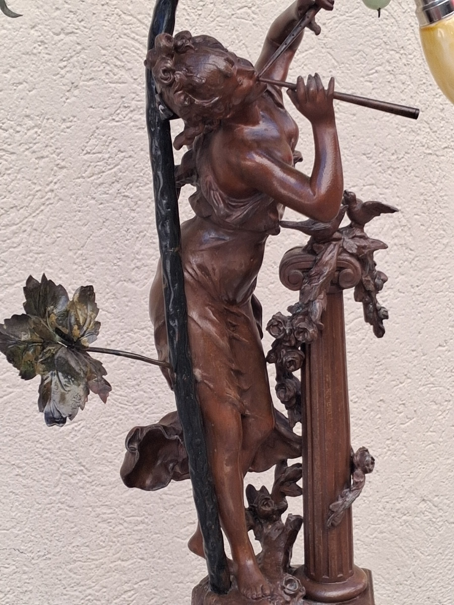 Deux lampes d'époque Art Nouveau en régule signées d'Auguste Moreau ( 1834- 1917 )-photo-4