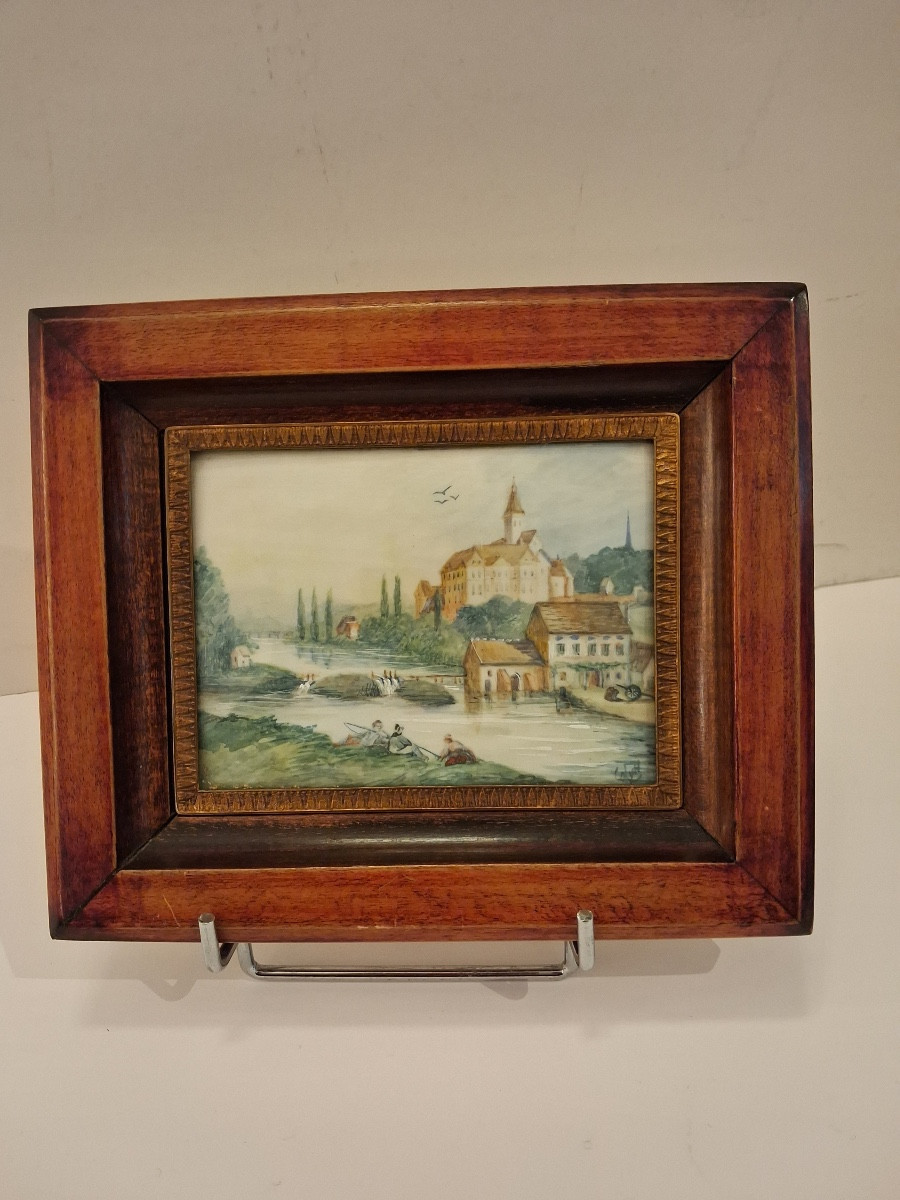 Paire de miniatures peintes sur ivoire , encadrement laiton et bois , époque XXème -photo-1