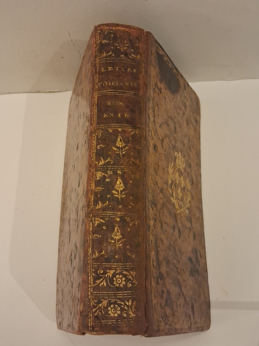 Livre " cachette " à partir d'un livre du XVIII ème -photo-1