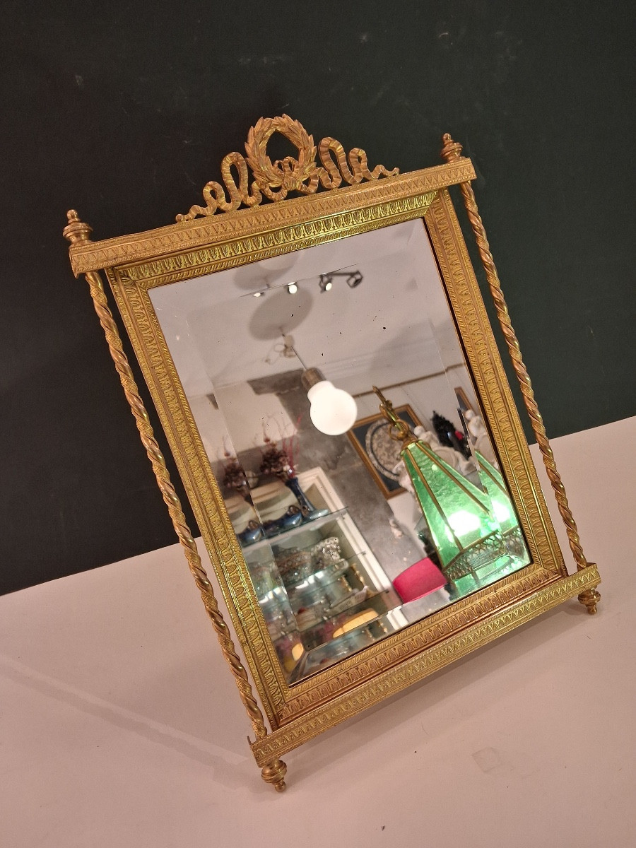 Miroir en bronze à poser ( Hauteur : 40 cm ) de style Empire époque Napoléon III