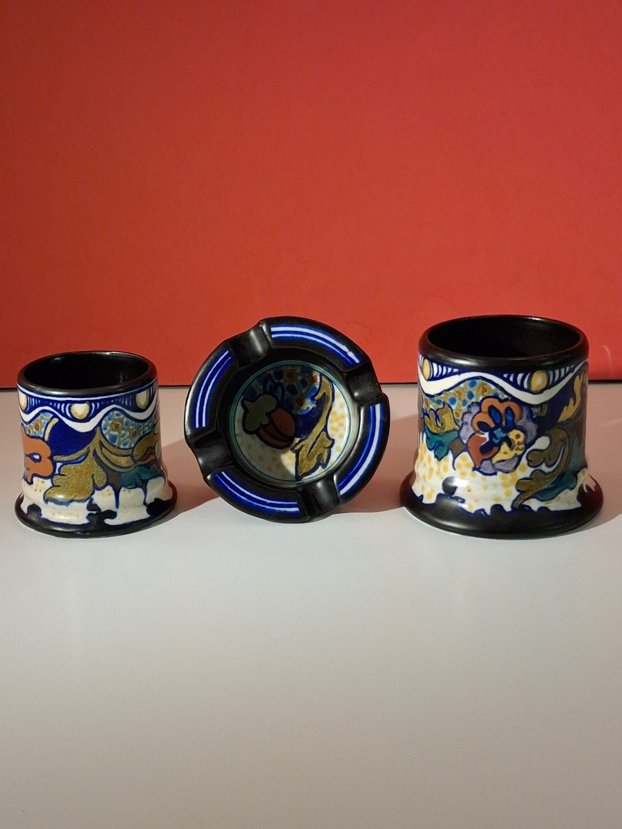 Gouda Holland Plazuid Corona Ceramic Smoking Set-photo-1
