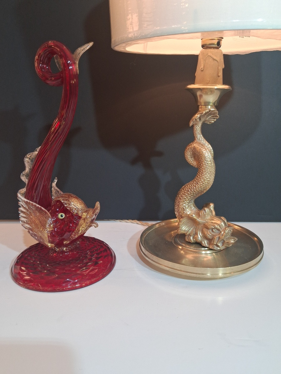 Lampe en bronze doré représentant un dauphin  des années 1950-photo-6