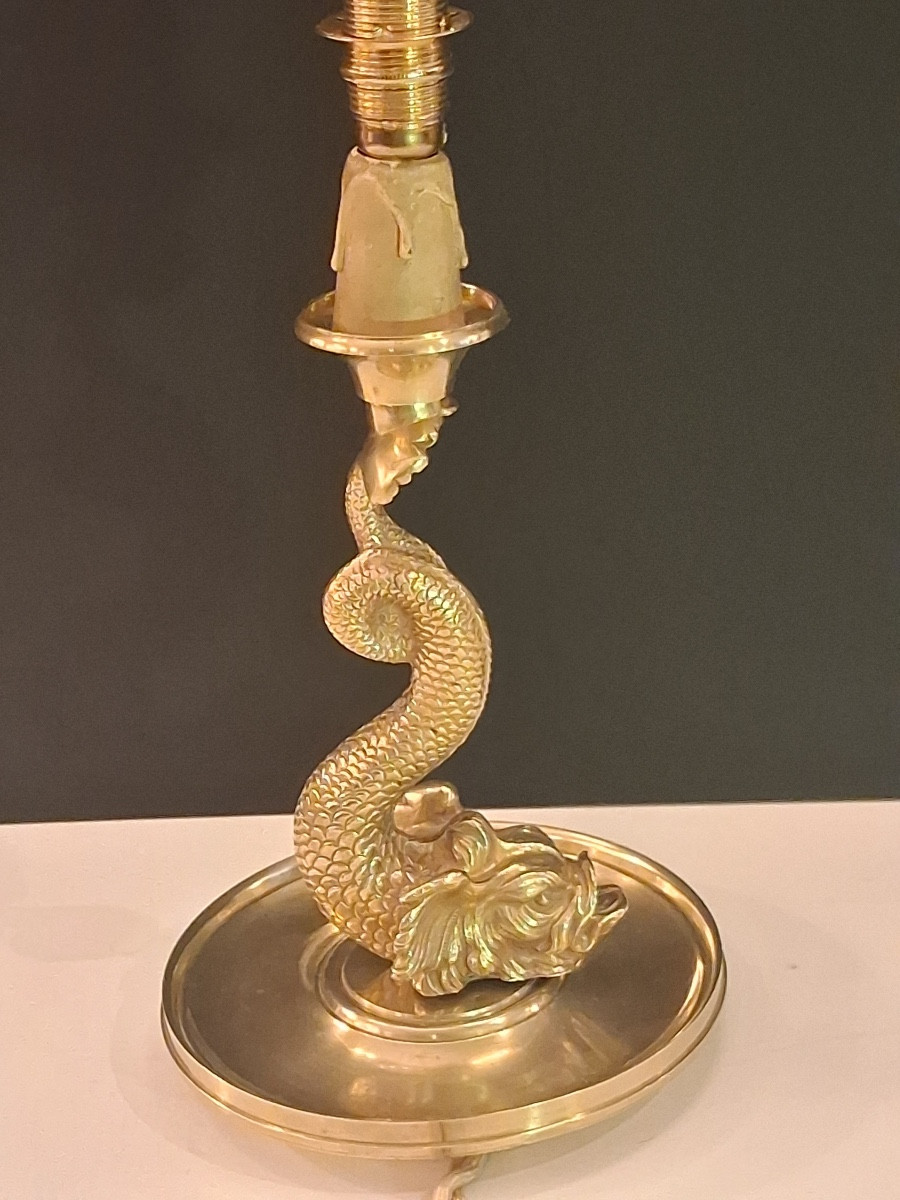 Lampe en bronze doré représentant un dauphin  des années 1950