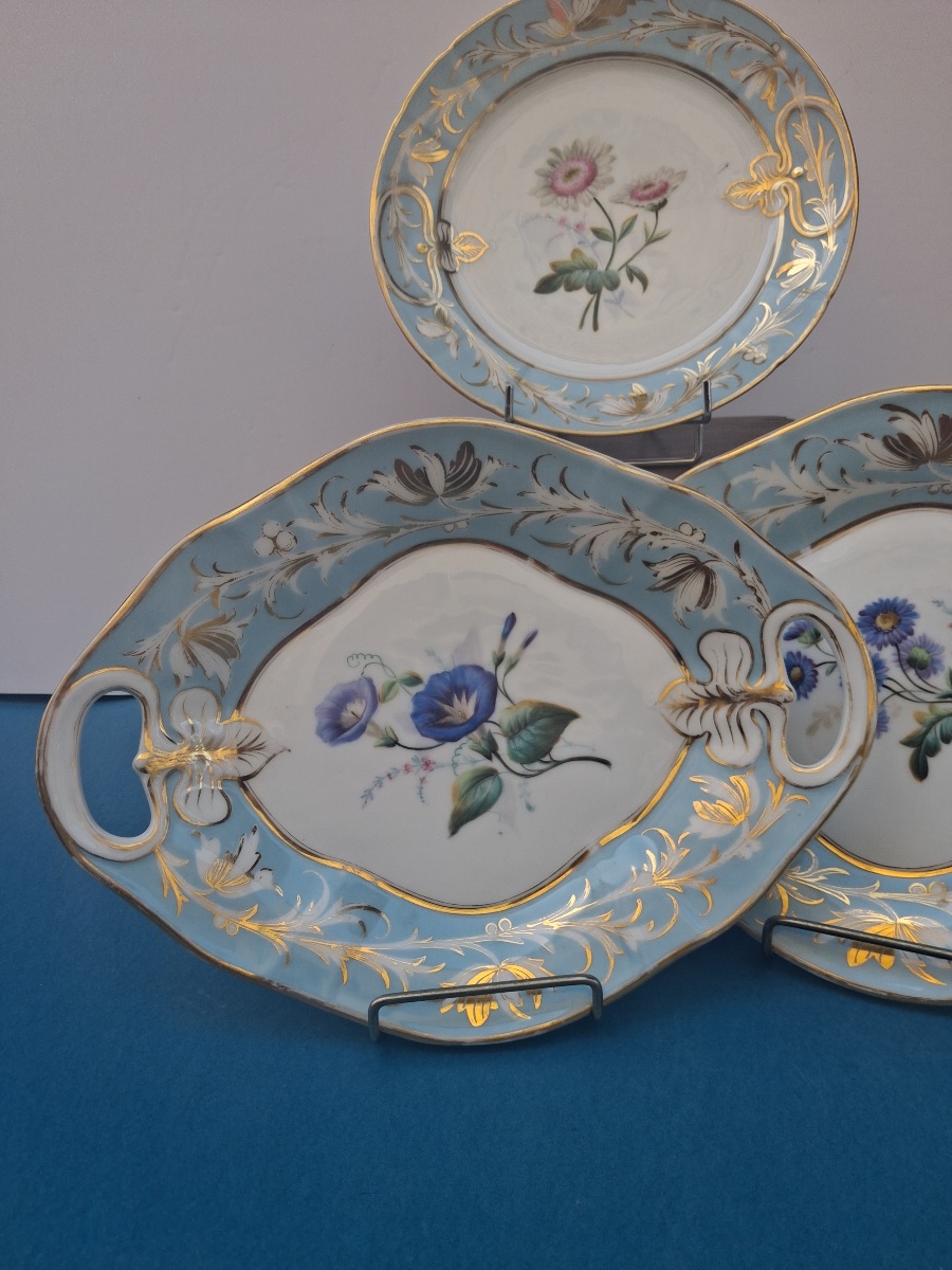 Porcelaine de Paris : deux plats et une assiette -photo-2