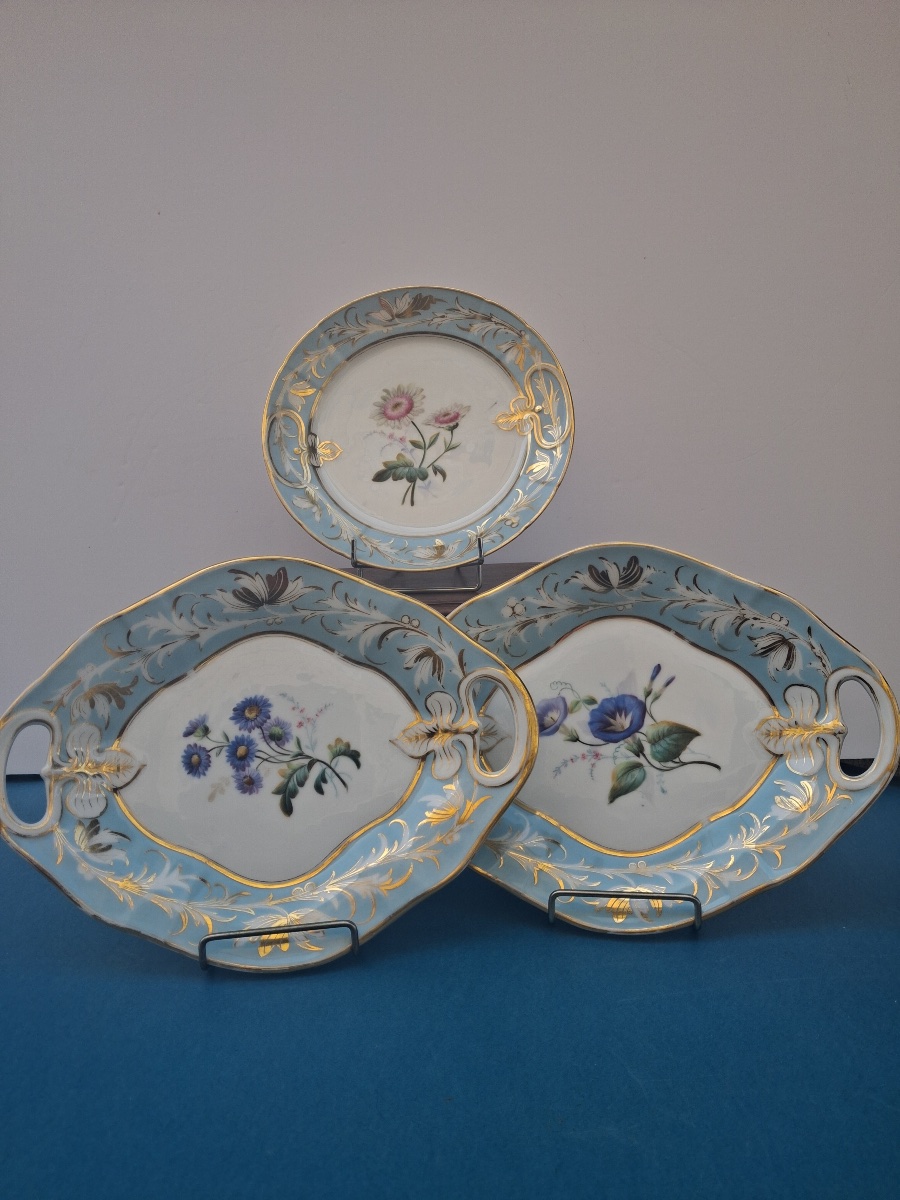 Porcelaine de Paris : deux plats et une assiette -photo-4