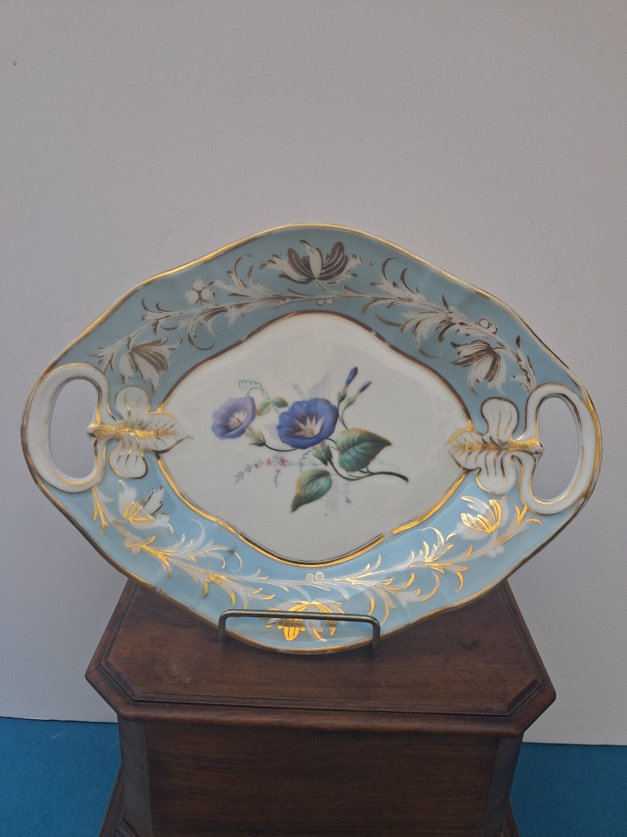 Porcelaine de Paris : deux plats et une assiette -photo-2