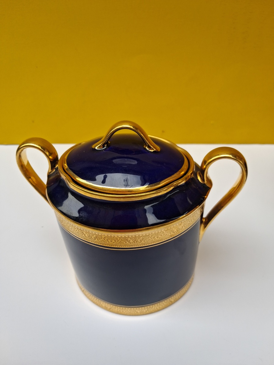 Service à café en porcelaine de Limoges  " Legle"  bleu de four et or -photo-2