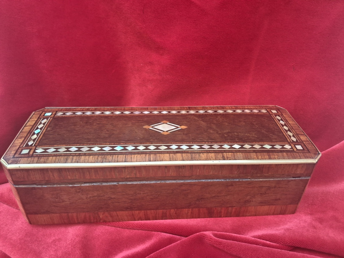 Boite, coffret  à bijoux avec incrustation de nacre et de laiton époque Napoléon III-photo-6