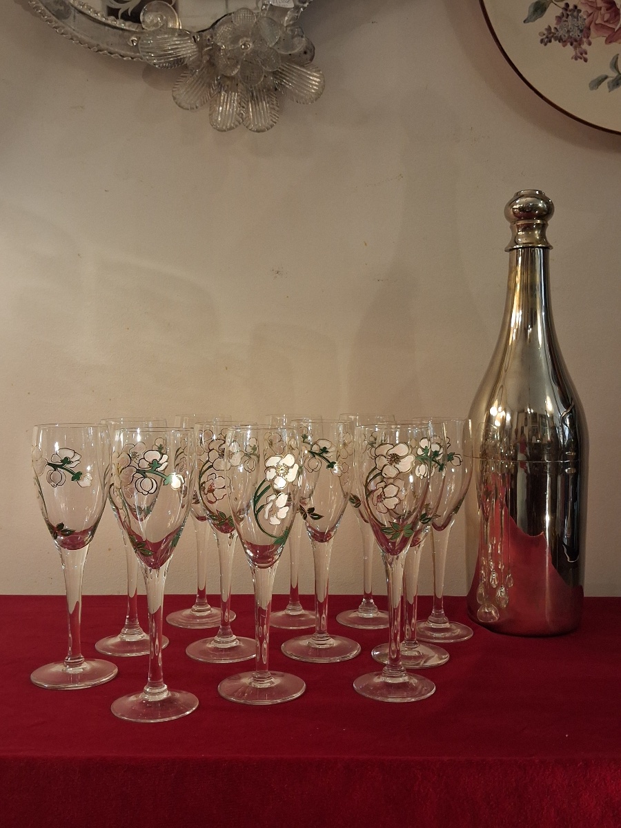 Set Of Twelve Perrier Jouët Champagne Flutes, "belle Epoque" Model-photo-2