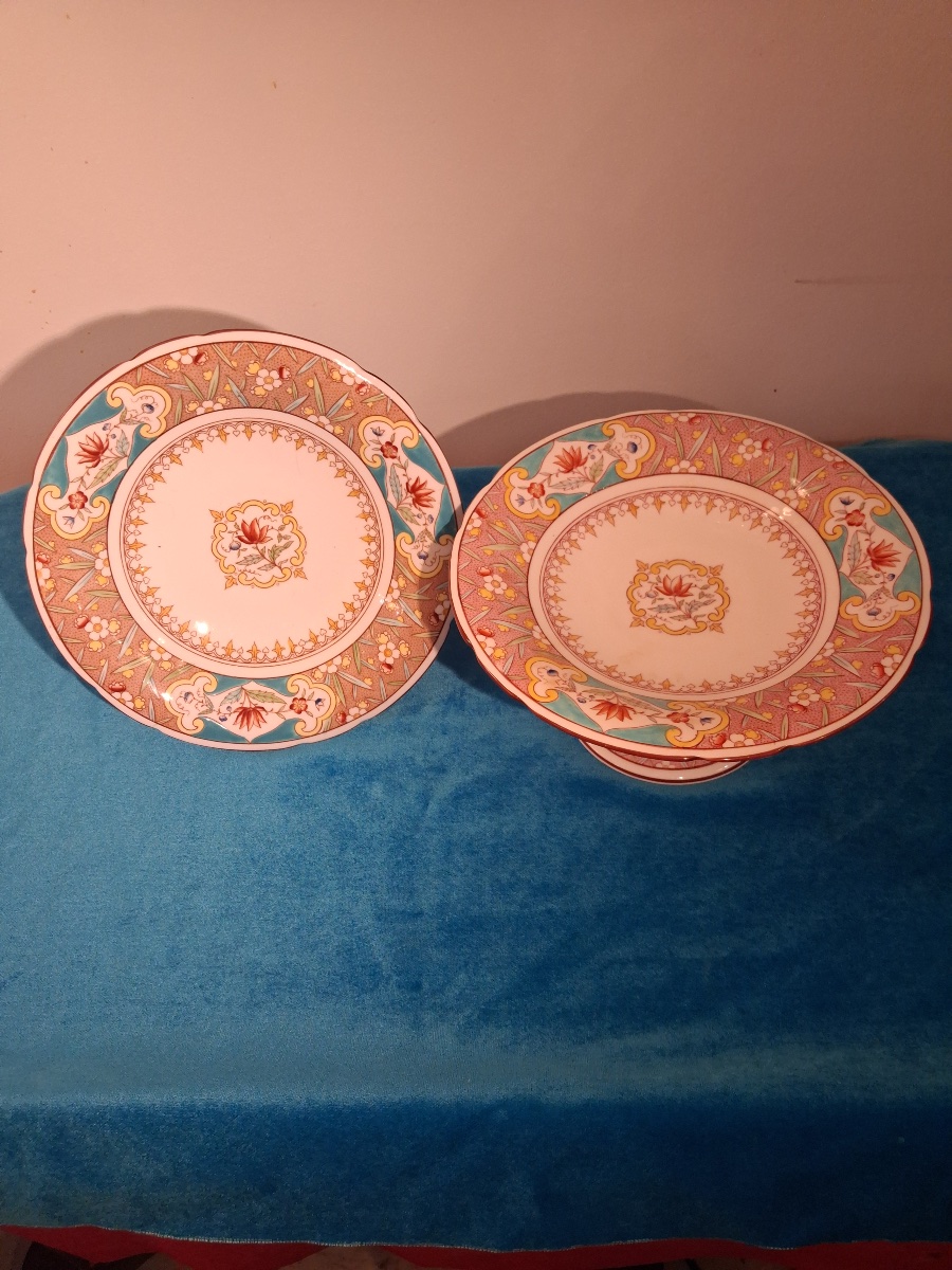 Paire de présentoirs à gâteaux sur pied,   faïence de Sarreguemines  ( Marque de 1914- 1918 )-photo-4