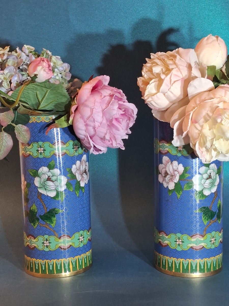 Paire de vases rouleau  ou pots à pinceaux en émaux cloisonnés  , fin de la dynastie Qing-photo-5