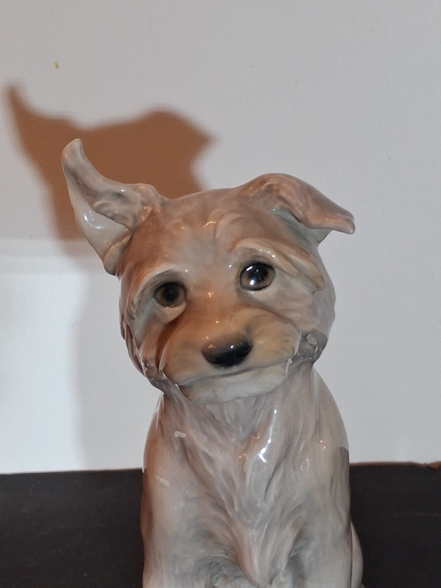 Danish Porcelain Dog Figurine, Bing &amp; Grondahl, Copenhagen, Early 20th Century -photo-2