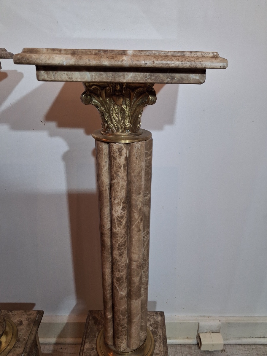 Paire de colonnes en marbre , chapiteau corinthien en bronze , base carrée  XXème-photo-1