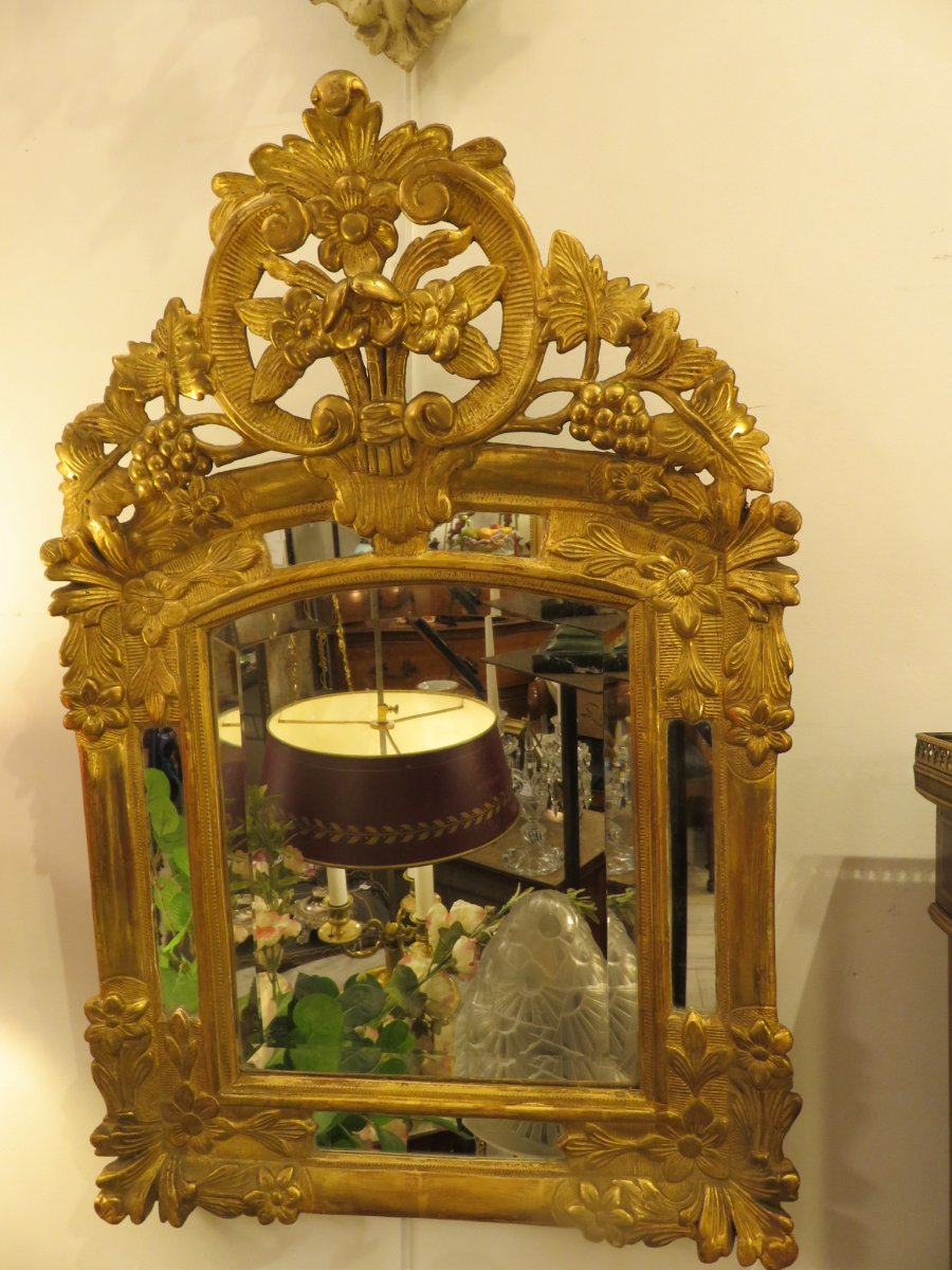 Miroir En Bois Doré à Pare Closes De Style Louis XV , Début XIX ème 