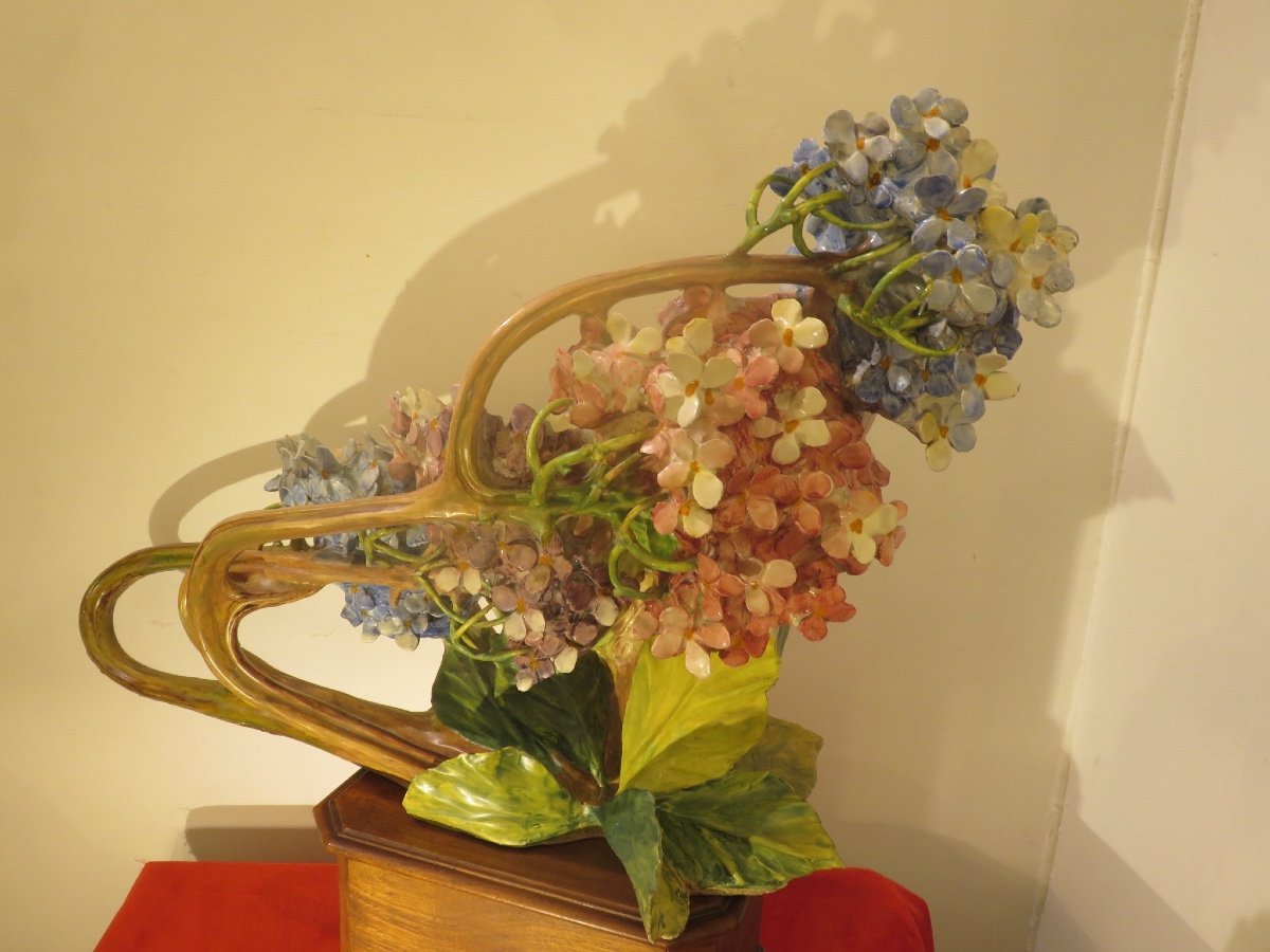 Jardiniere In Art Nouveau Slush: Bouquet Of Blue And Pink Hydrangeas-photo-1