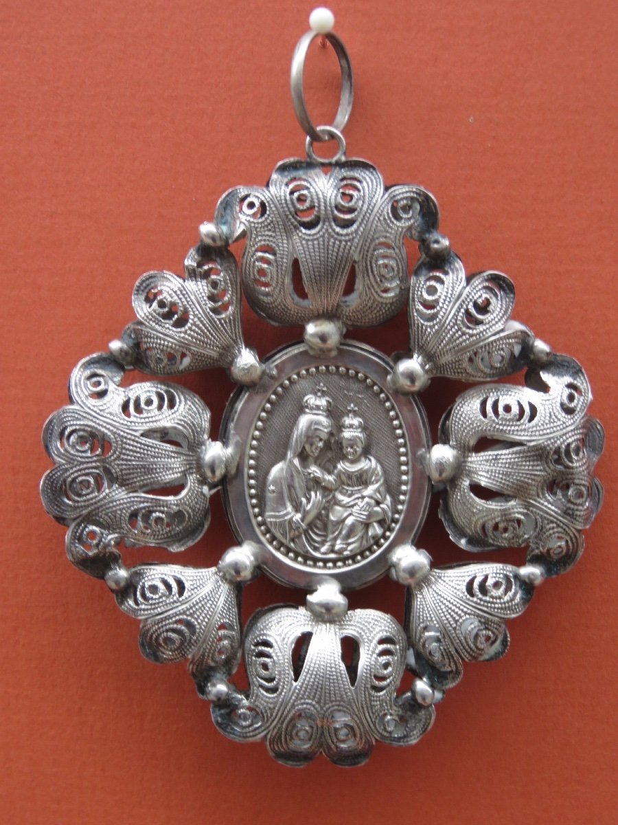 Médaillon ou pendentif religieux , double face en argent filigrané-photo-4