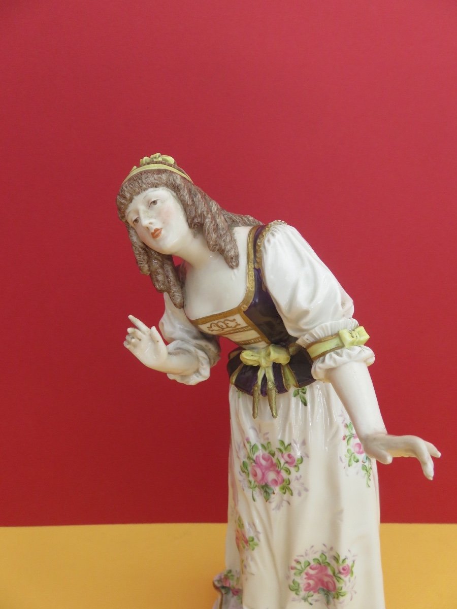 Figurine , femme, en porcelaine de Paris , polychrome , marque de M.E. Clauss (1887- 1900 )-photo-3