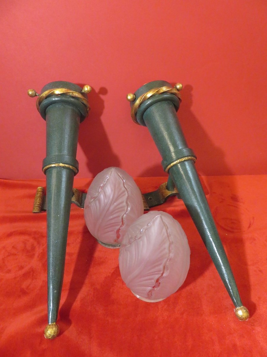 Pair Of Sconces In The Shape Of A Torchiere, In Double Patina Wrought Iron, With Their Globes-photo-6