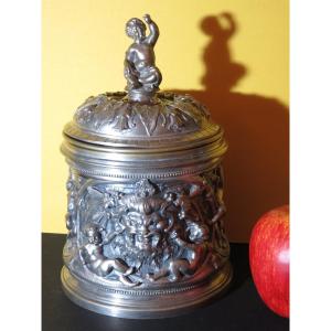 Tobacco Pot With Putti In Silver Bronze XIX