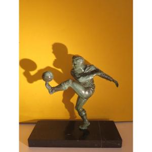 Art Deco Sculpture In Regula And Marble: The Footballer