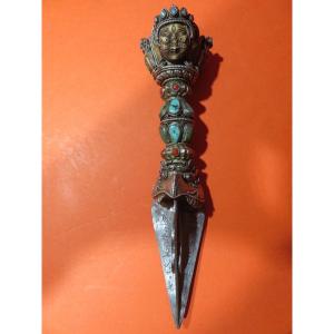 Ritual Dagger From Tibet Called Phurbu In Crafted Steel And Hard Stones Late 19th Century